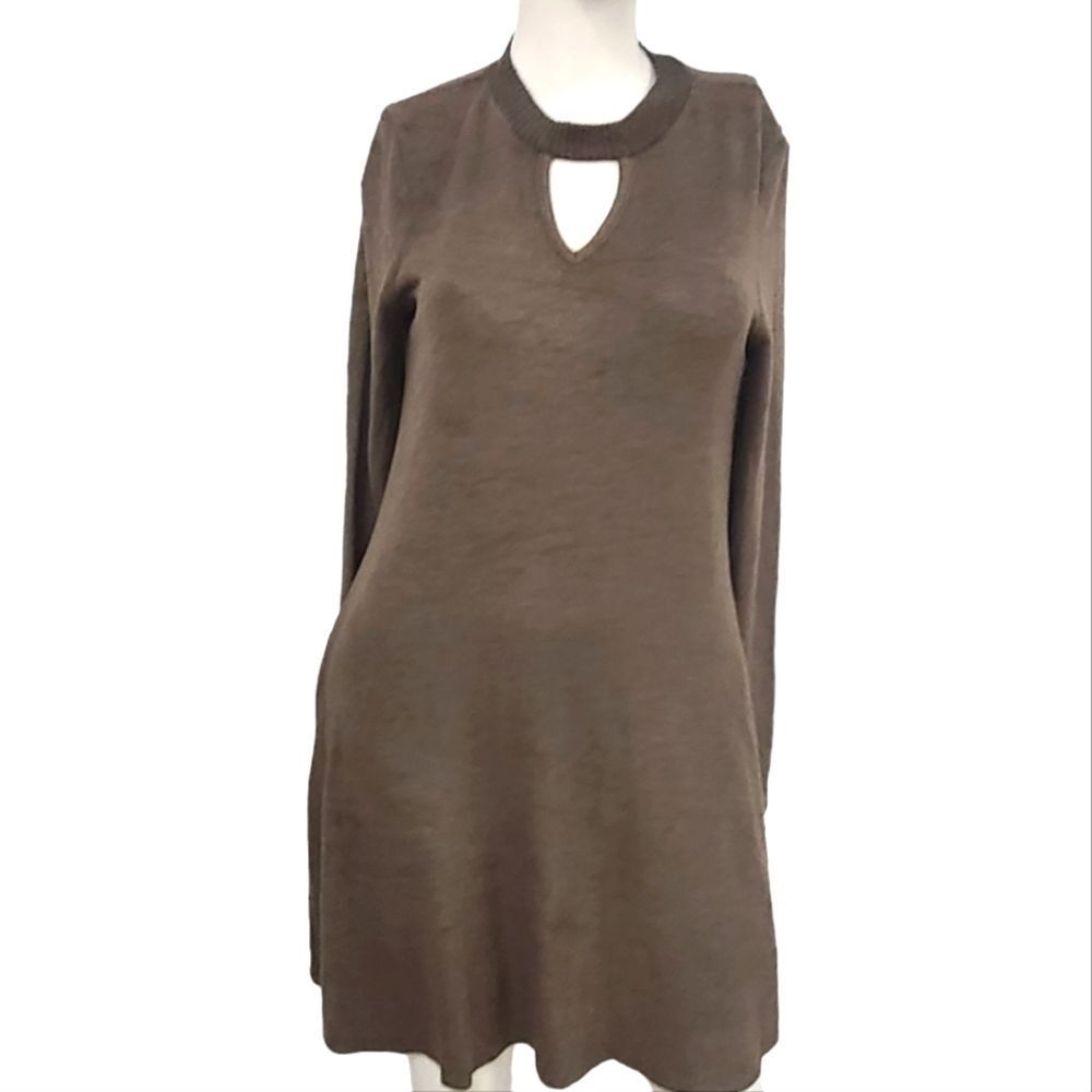 New with Tags Fortune + Ivy Olive Green Key Hole Dress size Small